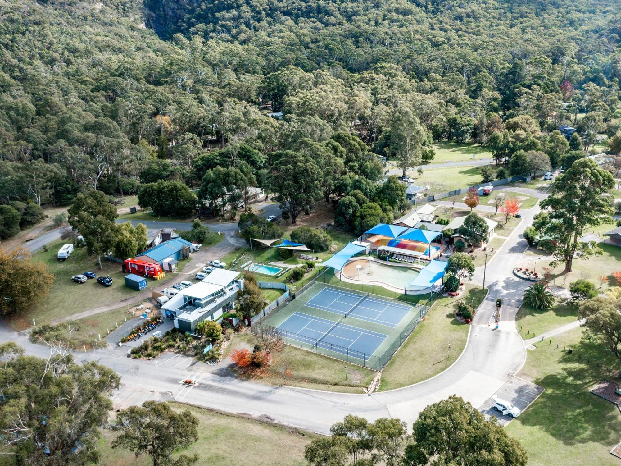 Hotel Nrma Halls Gap Holiday Park Exterior foto